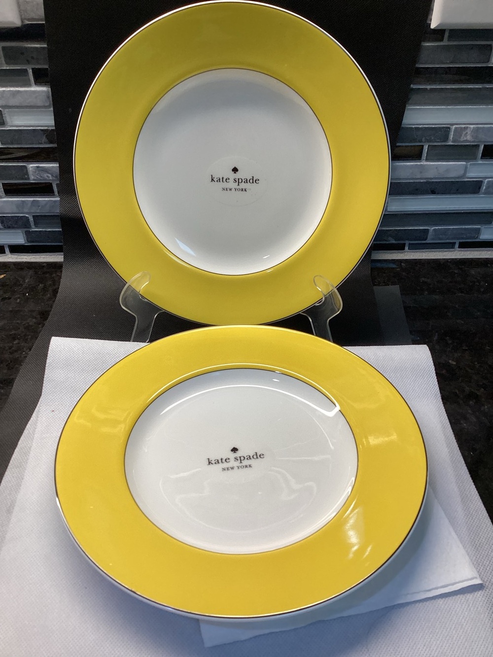 Kate Spade Lenox Rutherford Circle Red 9.5" Luncheon Salad Plates Set of 2